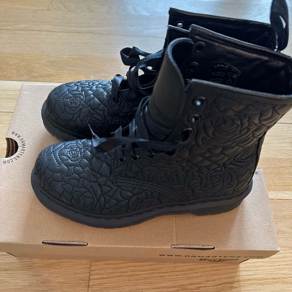 Black Quilted Combat Boots with Leather Finish - Picture 6 of 7